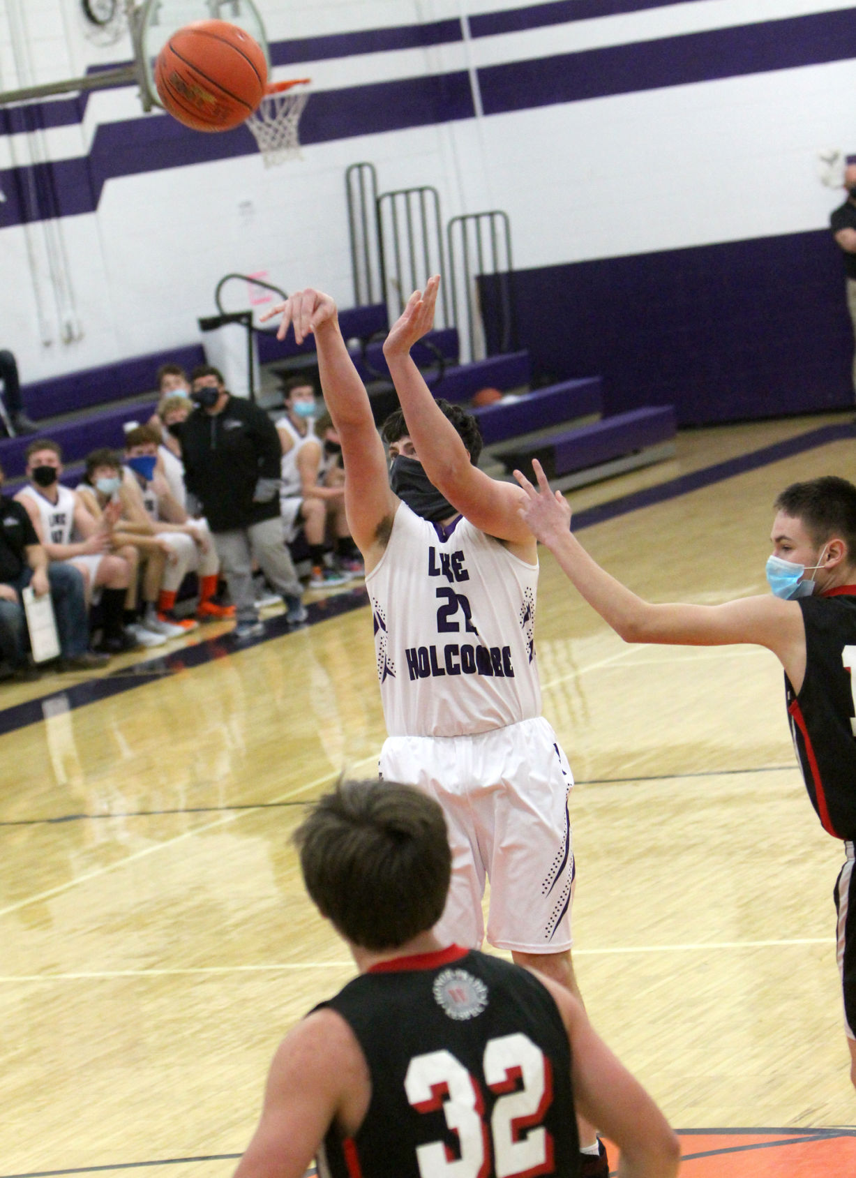 Winter at Lake Holcombe boys basketball 1-5-21